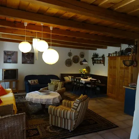 Ferienhaus Feny Дом отдыха Шюмег